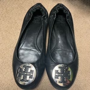Tory Burch logo leather flats